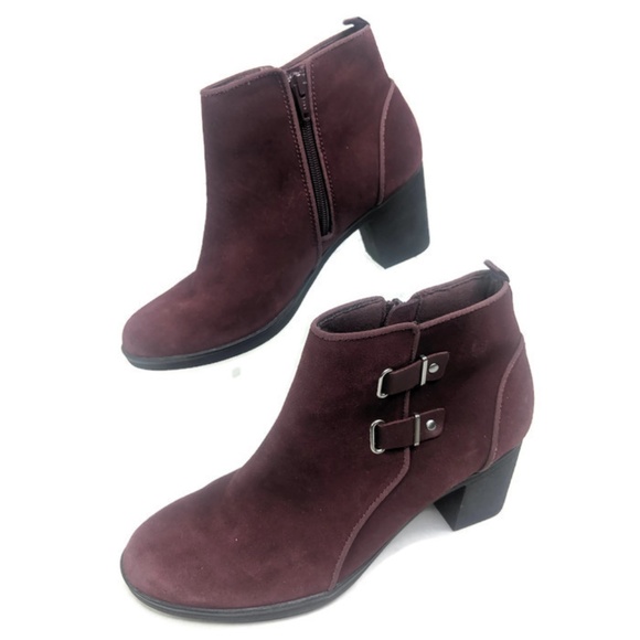clarks boots womens purple